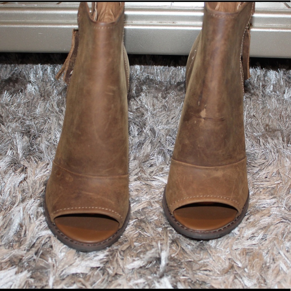 Kelsi Dagger Suede Bootie
